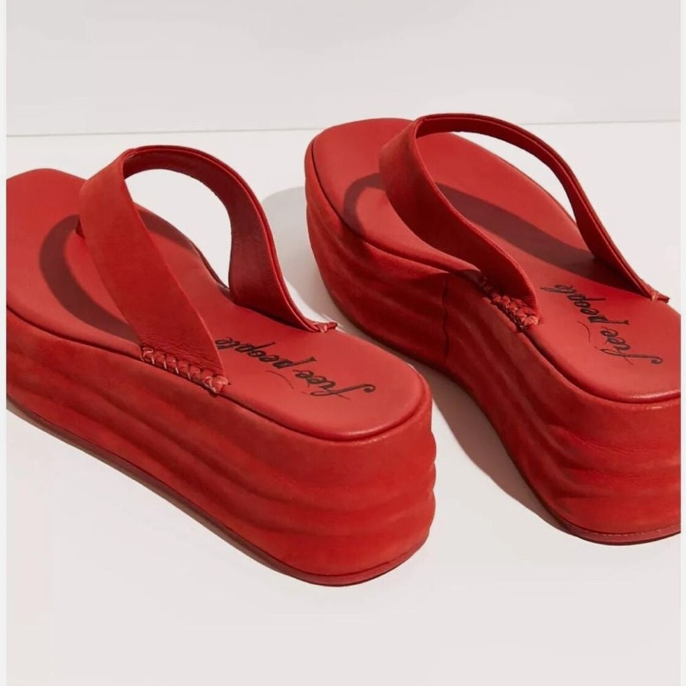 Free People Red Platform Flip Flop Sandals - Picture 3 of 7